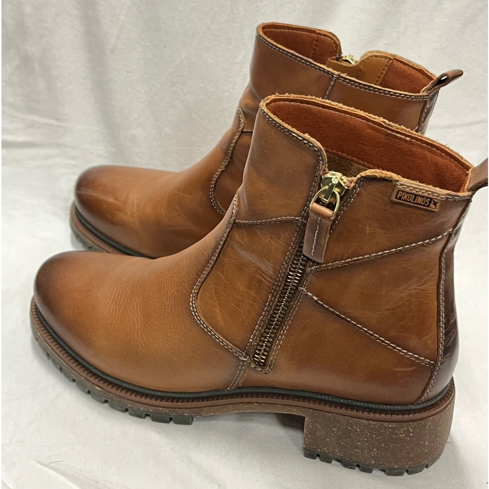 Pikolinos ankle boots size 38